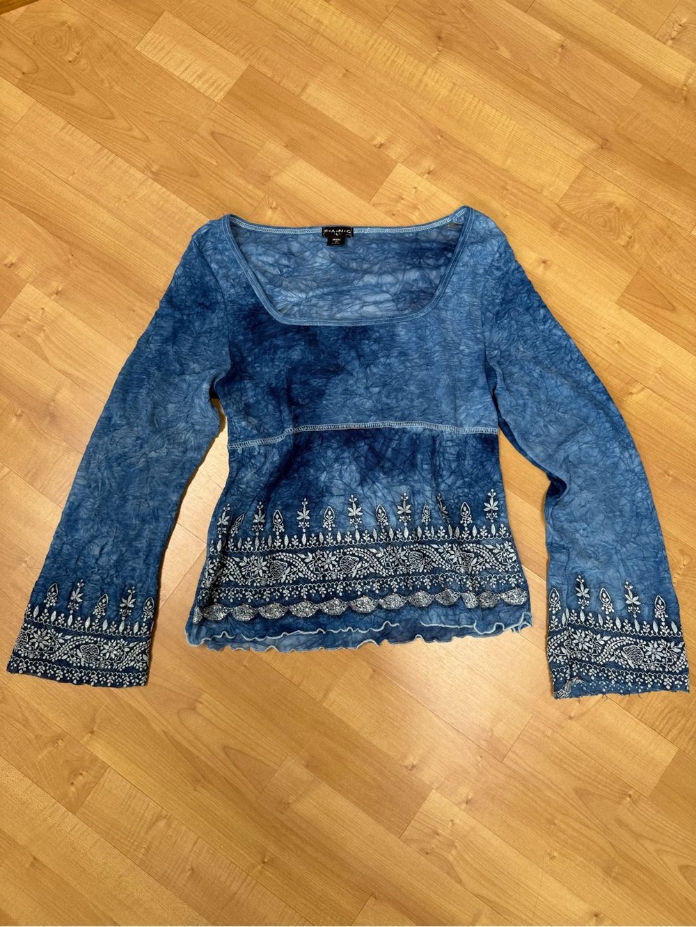 Vintage Fang Top